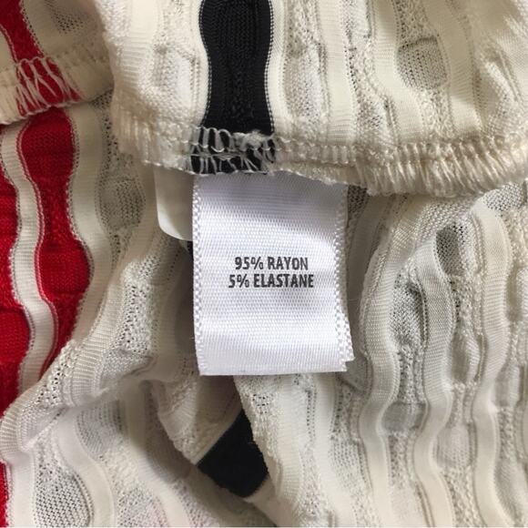 St John Striped Red Cream and Black Lightweight Textured Blouse Top - Picture 8 of 8